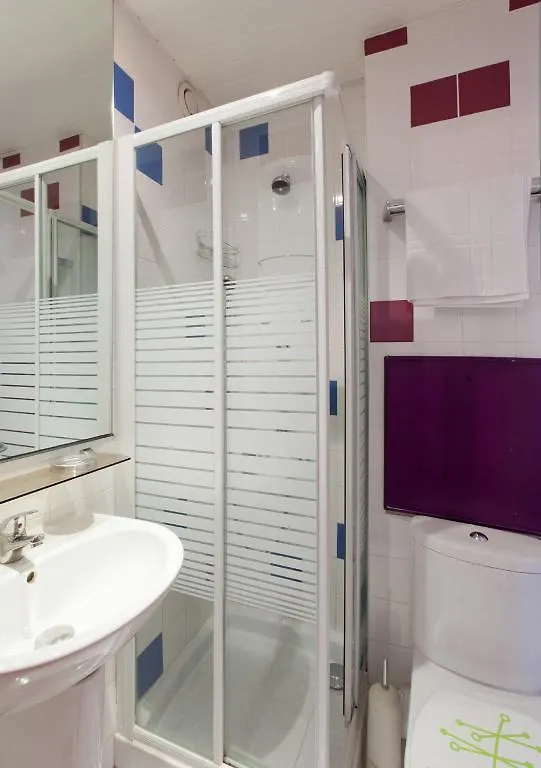 Hotel Du Parc Malakoff 2*,