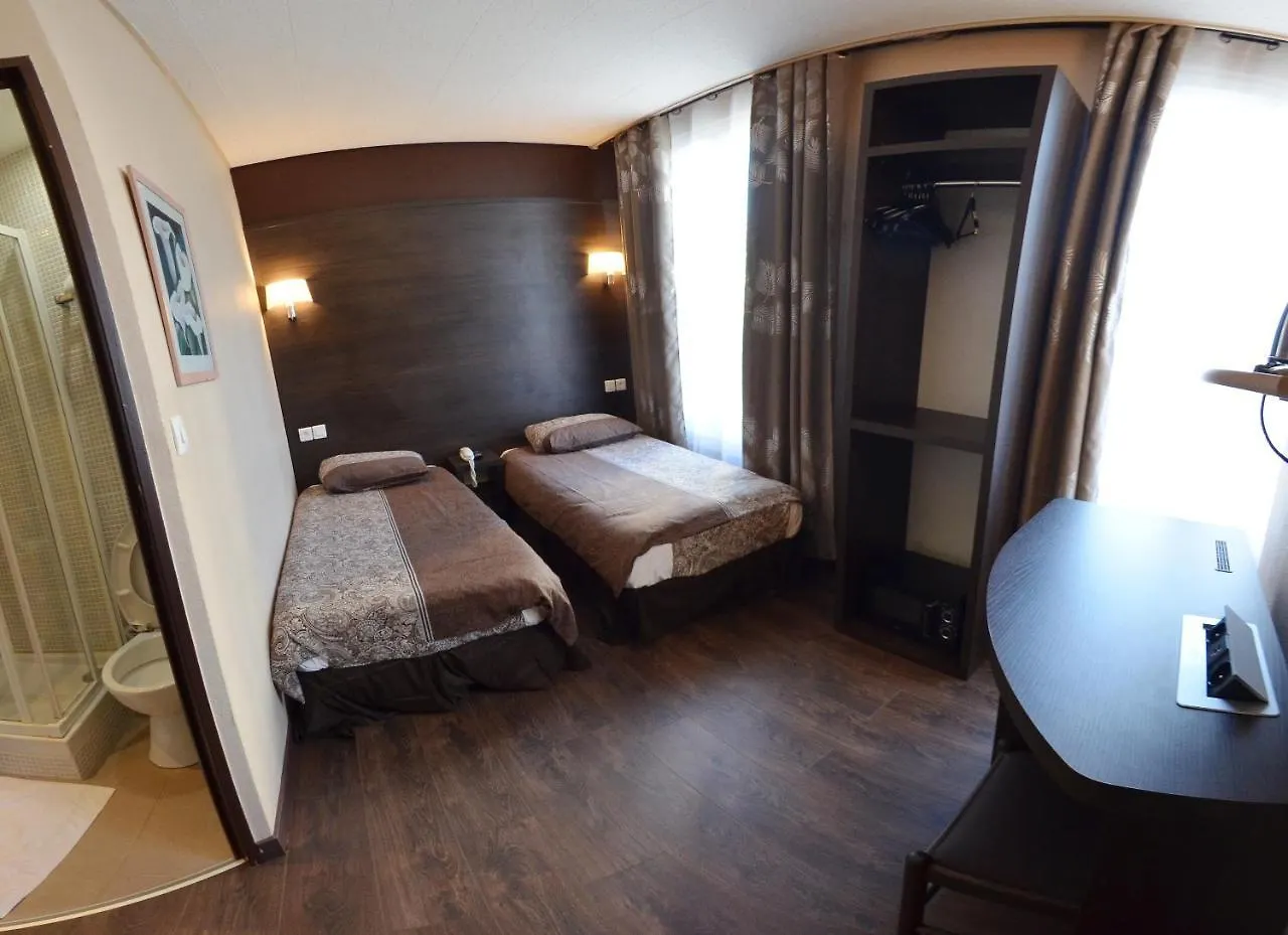 Hotel Du Parc Malakoff 2*,